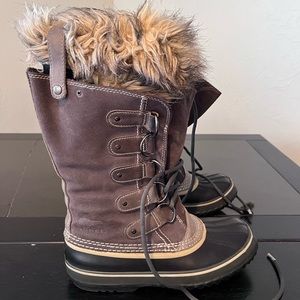 Sorel women Joan of Arctic snow boots
